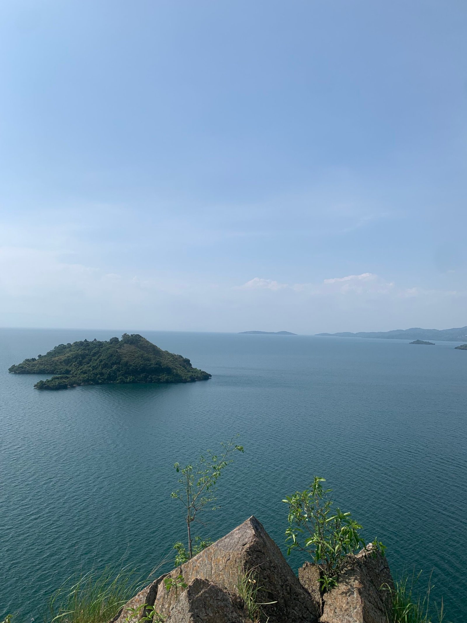 Lake Kivu islands Boat cruise what to do In Rwanda, Visit lake kivu Tourists attraction in Rwanda