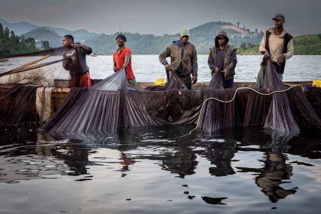 Join singing fishermen on lake Kivu fishing tour
