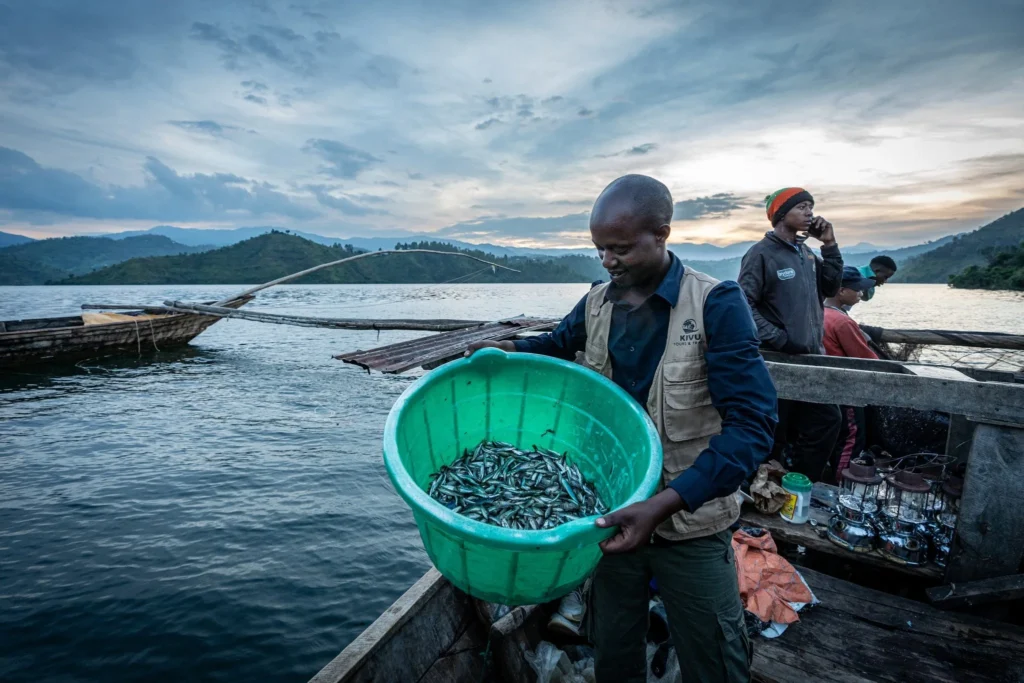 Join singing fishermen on lake Kivu fishing tour