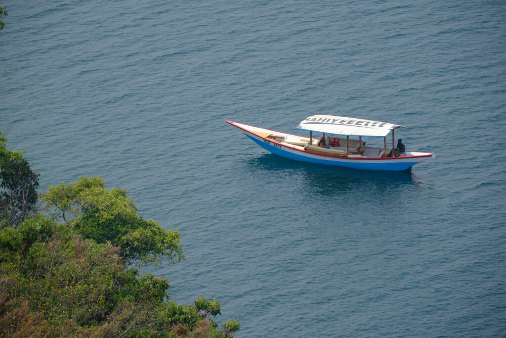 Boat tour in Lake kivu
